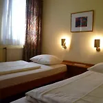 Hotel Mondial